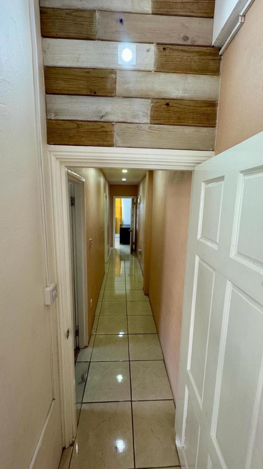 Multigen-Lip Of The City Escape Castries Exterior photo